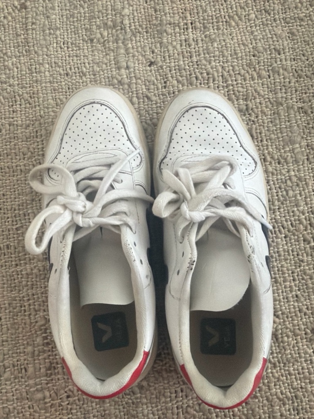 Veja White Leather Sneakers with Navy V and Red Heel womens size 6 - Picture 3 of 6